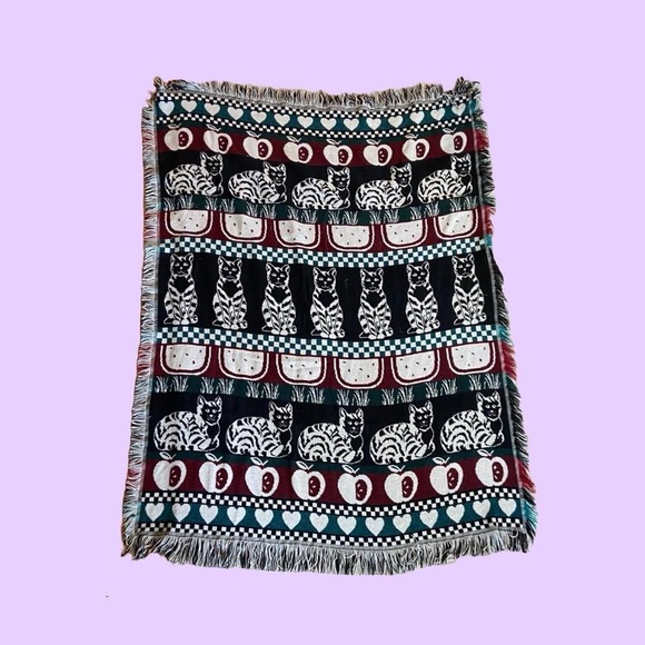 Cat and apple themed tapestry throw blanket 🔥 - Picture 1 of 2